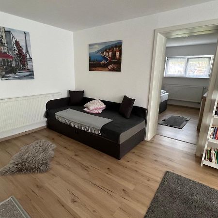 Terrassenwohnung In Estenfeld Bei Wuerzburg ภายนอก รูปภาพ