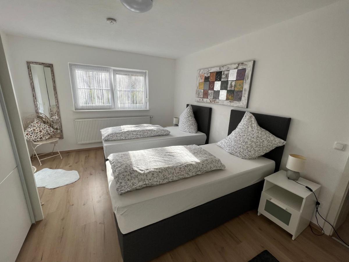 Terrassenwohnung In Estenfeld Bei Wuerzburg ภายนอก รูปภาพ