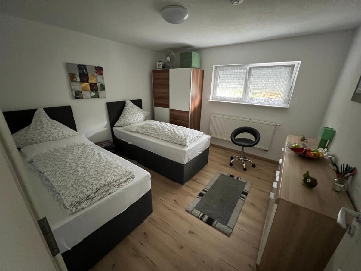 Terrassenwohnung In Estenfeld Bei Wuerzburg ภายนอก รูปภาพ