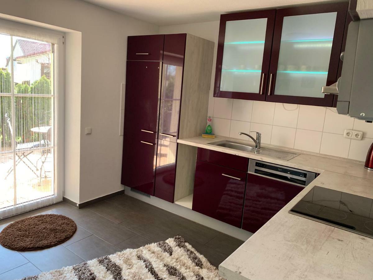 Terrassenwohnung In Estenfeld Bei Wuerzburg ภายนอก รูปภาพ