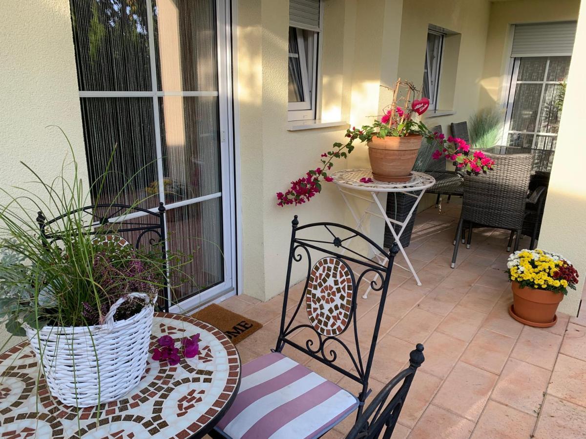 Terrassenwohnung In Estenfeld Bei Wuerzburg ภายนอก รูปภาพ